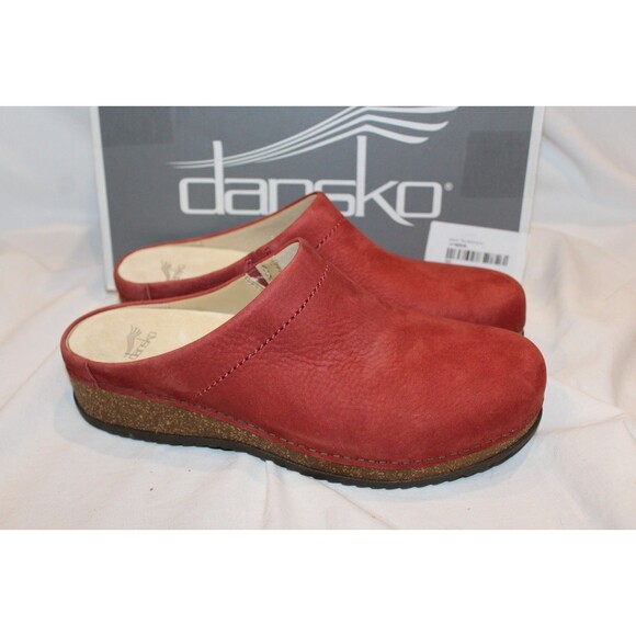 DANSKO WOMEN'S MARIELLA SUEDE MILLED NUBUCK CLOGS CAYENNE NIB EU 41 - Picture 3 of 6